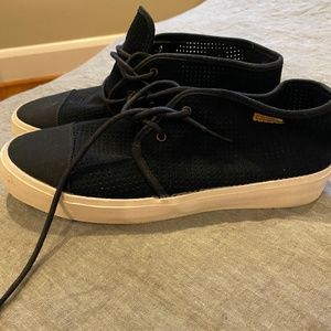 New Women’s Size 10 Suede Chukka Vans Low Boots